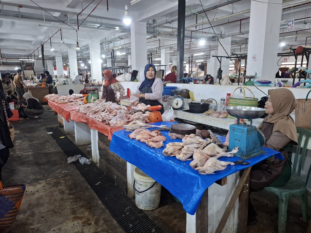 Harga Ayam Potong di Pasar Purwodadi Tembus Rp 40 Ribu per Kilogram, Penjualan Menurun