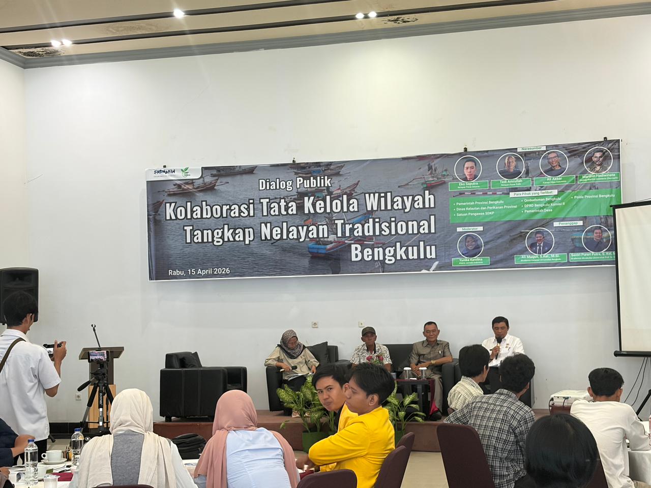 Nelayan Tradisional Bengkulu Terjepit: Krisis Iklim dan Maraknya Trawl Picu Konflik Laut
