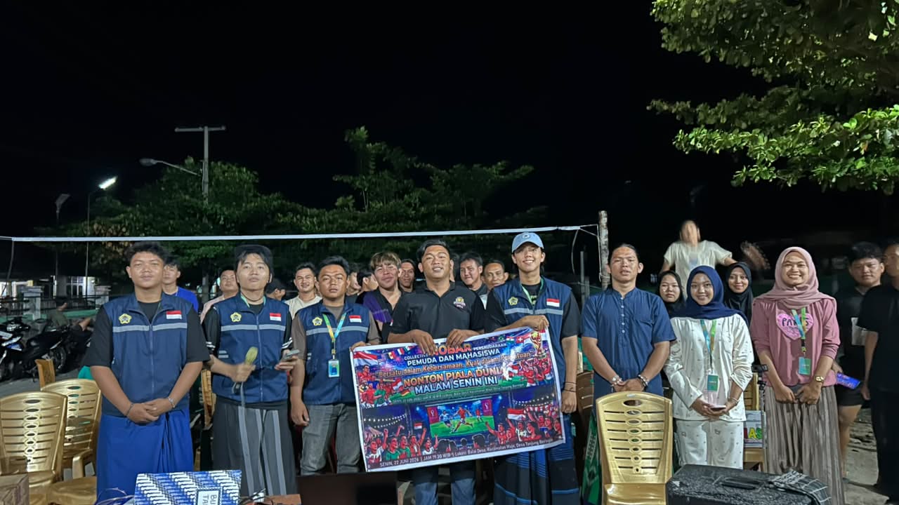 Nonton Bareng Piala Dunia Perkuat Kebersamaan Masyarakat Desa Tanjung Beringin