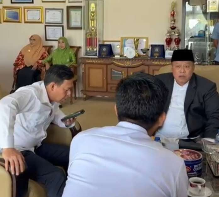 Setelah Ditelepon SBN, Menteri PU Janji Segera Proses Perbaikan Jalan Rusak di Mukomuko